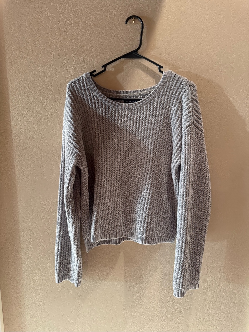 Aeropostale Light Gray Waffle Knit Crewneck Sweater